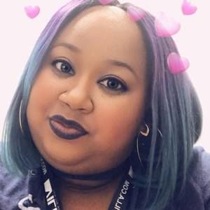 Meet your Posher, Carmen